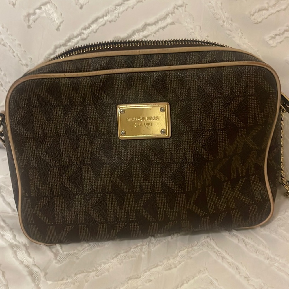 Michael Kors Crossbody